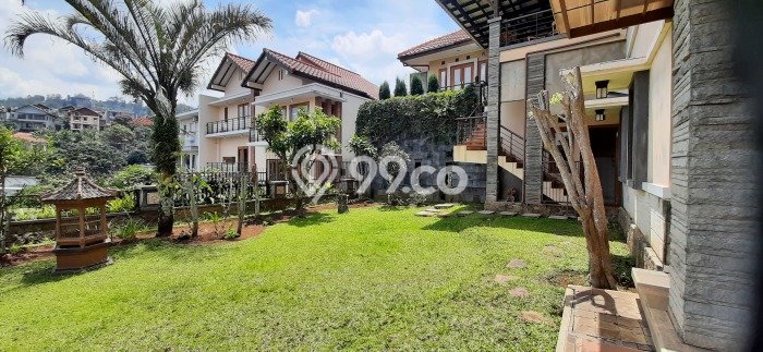 Dijual Rumah Mewah Megah Dengan View Eksklusif di Dago, Bandung Dijual Rumah Mewah Megah Dengan View Eksklusif di Dago, Bandung