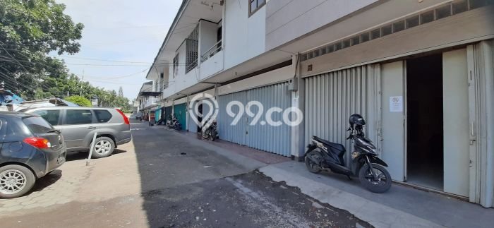 Ruko Dijual di Bandung LT 128m2 & LB 240m2 Lokasi Terbaik! Ruko Dijual di Bandung LT 128m2 & LB 240m2 Lokasi Terbaik!