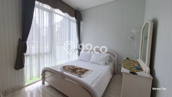 Ready to Use! Luxury House LT 220m2 Desain Modern di Dago Pakar Ready to Use! Luxury House LT 220m2 Desain Modern di Dago Pakar
