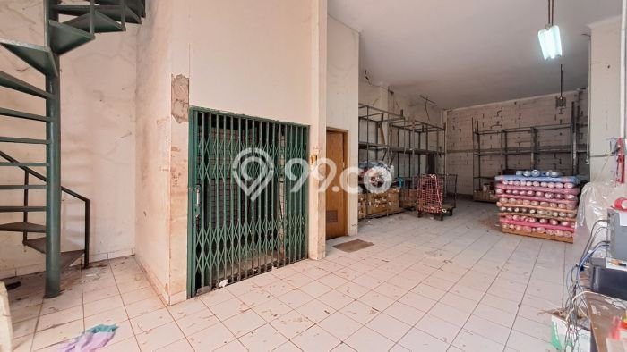 Unit Gudang Dijual di Bandung LT 2300m2 & LB 1900m2 Unit Gudang Dijual di Bandung LT 2300m2 & LB 1900m2
