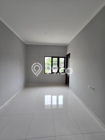 Dijual Cepat Rumah 4 KT 3 KM di , Bandung Dijual Cepat Rumah 4 KT 3 KM di , Bandung