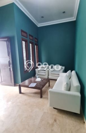 Rumah Mewah Siap Huni LT 421m2 di Antapani, Bandung Rumah Mewah Siap Huni LT 421m2 di Antapani, Bandung