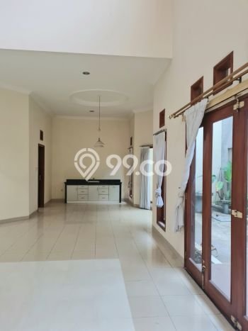 SPECIAL OFFER! Bisa KPR Rumah Modern lokasi , Bandung, Luas 300m2m² Bangunan 450m2m² SPECIAL OFFER! Bisa KPR Rumah Modern lokasi , Bandung, Luas 300m2m² Bangunan 450m2m²