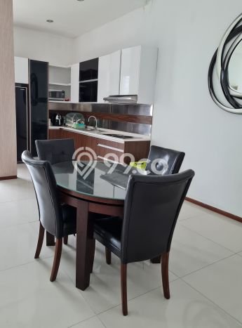 Rumah Elit Modern Tanpa Renovasi di Setra Duta Bandung Rumah Elit Modern Tanpa Renovasi di Setra Duta Bandung