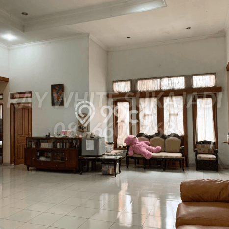 Hunian Nyaman untuk Keluarga di - LT 400m2m² Hunian Nyaman untuk Keluarga di - LT 400m2m²