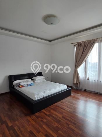 Rumah Elit Modern Tanpa Renovasi di Setra Duta Bandung Rumah Elit Modern Tanpa Renovasi di Setra Duta Bandung
