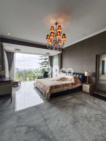 Jual Rumah Luas Elegan Dengan View Eksklusif di Resor Dago Pakar, Bandung Jual Rumah Luas Elegan Dengan View Eksklusif di Resor Dago Pakar, Bandung