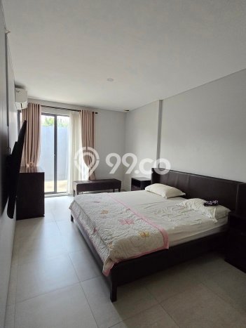 Rumah di Setra Duta, Dekat Tol, 4 KM, Luas 135m² LB 240m² Rumah di Setra Duta, Dekat Tol, 4 KM, Luas 135m² LB 240m²