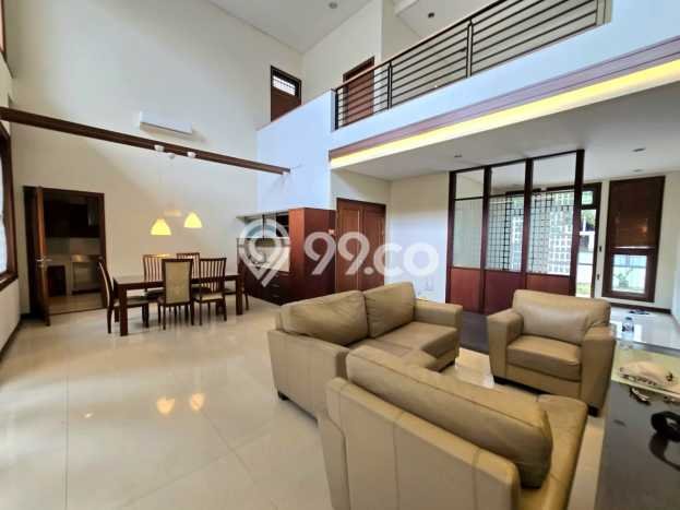 Rumah Luxury Modern Tanpa Renovasi di Setra Duta Bandung Rumah Luxury Modern Tanpa Renovasi di Setra Duta Bandung