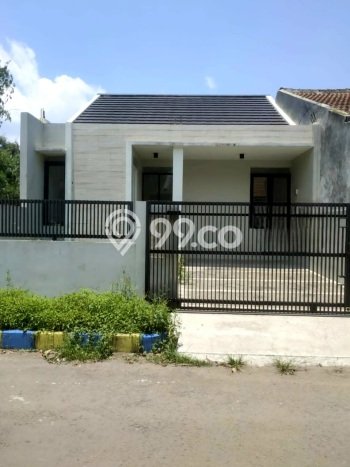 Jual Rumah Modern 3 KT di Taman Holis Indah, Bandung Jual Rumah Modern 3 KT di Taman Holis Indah, Bandung