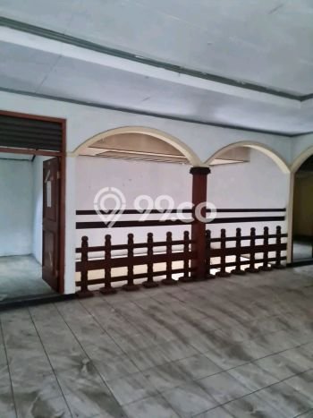 Rumah Nyaman , Area Sejuk - LT 420m2m² Rumah Nyaman , Area Sejuk - LT 420m2m²