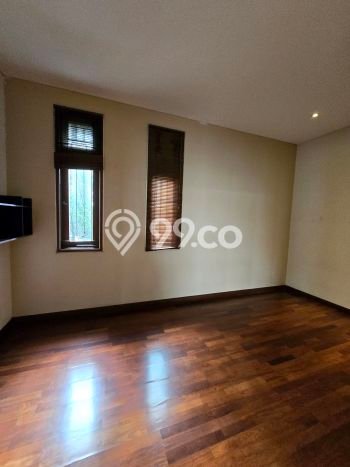 Rumah Impian dengan 5 Kamar Tidur di Kawasan Elite , Bandung Rumah Impian dengan 5 Kamar Tidur di Kawasan Elite , Bandung