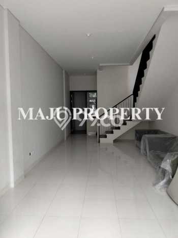 Ruko Bagus Dijual LB 222m2 Lokasi Strategis Jakarta Timur Area Cocok untuk Berbisnis Ruko Bagus Dijual LB 222m2 Lokasi Strategis Jakarta Timur Area Cocok untuk Berbisnis
