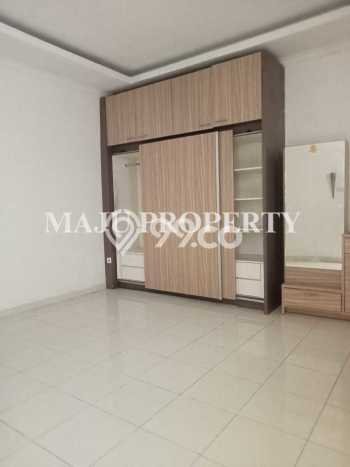 Rumah Minimalis 3 KT di Legenda Wisata Jakarta Timur Unfurnished Rumah Minimalis 3 KT di Legenda Wisata Jakarta Timur Unfurnished