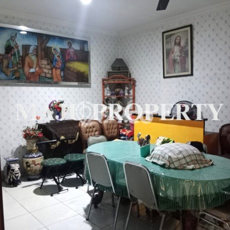 Rumah Elit Modern Tanpa Renovasi di Cibubur Depok Rumah Elit Modern Tanpa Renovasi di Cibubur Depok