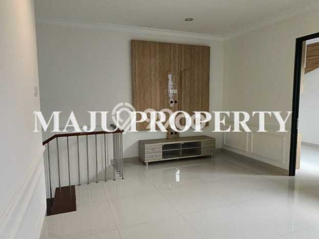 Dijual Rumah Premium dengan Fasilitas Sekitar Lengkap di Jatisampurna, Bekasi Dijual Rumah Premium dengan Fasilitas Sekitar Lengkap di Jatisampurna, Bekasi