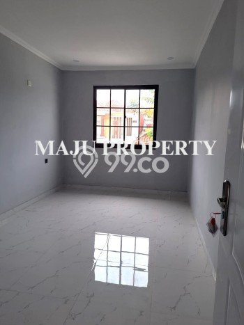 For Sale! Luxury House LT 180m2 Desain Elegan di Cibubur For Sale! Luxury House LT 180m2 Desain Elegan di Cibubur