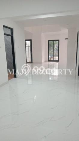 Rumah Minimalis 3 Kamar LT 144m2 di Kota Wisata Rumah Minimalis 3 Kamar LT 144m2 di Kota Wisata