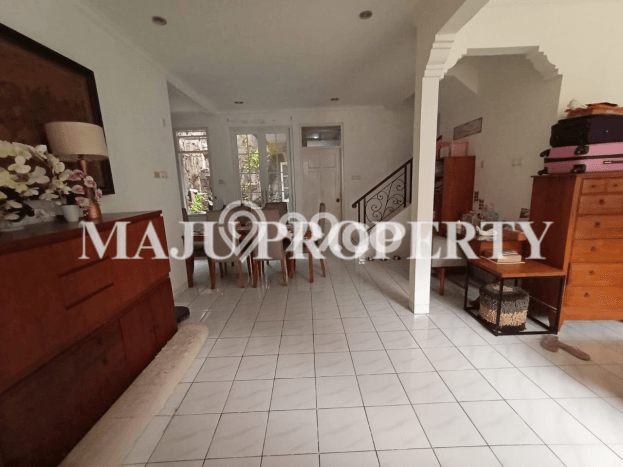For Sale Hunian Rumah Nyaman 3 KT di Kota Wisata, Jakarta Timur For Sale Hunian Rumah Nyaman 3 KT di Kota Wisata, Jakarta Timur