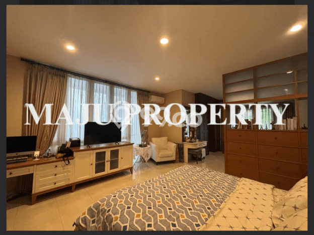 For Sale! Luxury House LT 308m2 Desain Elegan di Raffles Hills For Sale! Luxury House LT 308m2 Desain Elegan di Raffles Hills