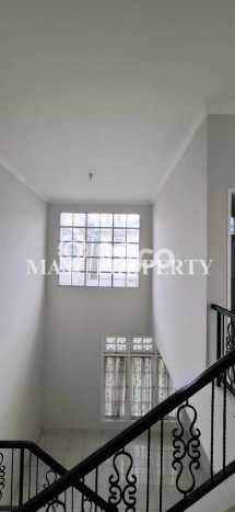 Dijual Hunian Rumah Terawat 3 KT di Cibubur, Bogor Dijual Hunian Rumah Terawat 3 KT di Cibubur, Bogor