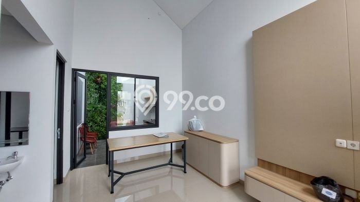 Jual Rumah Eksklusif 2 KT di Taman Kopo Indah, Bandung Jual Rumah Eksklusif 2 KT di Taman Kopo Indah, Bandung