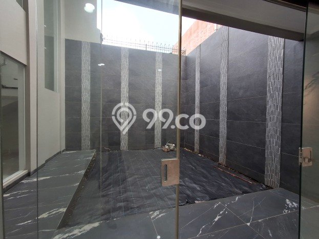 Rumah Terawat di Batununggal, Bandung, Luas 300m2m² Bangunan 400m2m² HARGA MENARIK! Rumah Terawat di Batununggal, Bandung, Luas 300m2m² Bangunan 400m2m² HARGA MENARIK!