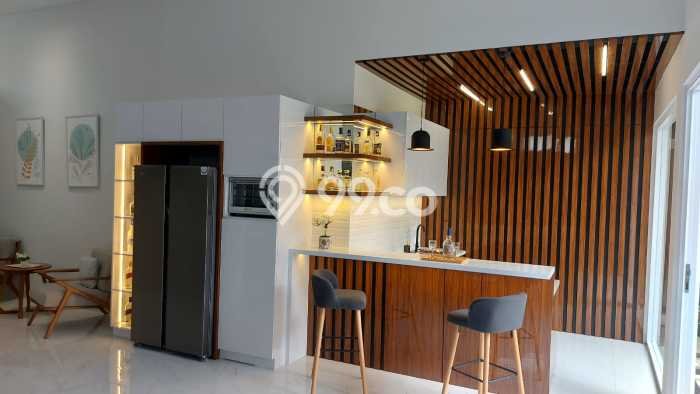 PRIME LOCATION! Rumah Strategis area Padalarang, Luas 410m² Bangunan 340m² PRIME LOCATION! Rumah Strategis area Padalarang, Luas 410m² Bangunan 340m²