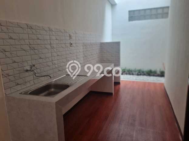PENAWARAN TERBAIK! Rumah Premium area Taman Kopo Indah, LT 96m² Bangunan 96m² PENAWARAN TERBAIK! Rumah Premium area Taman Kopo Indah, LT 96m² Bangunan 96m²