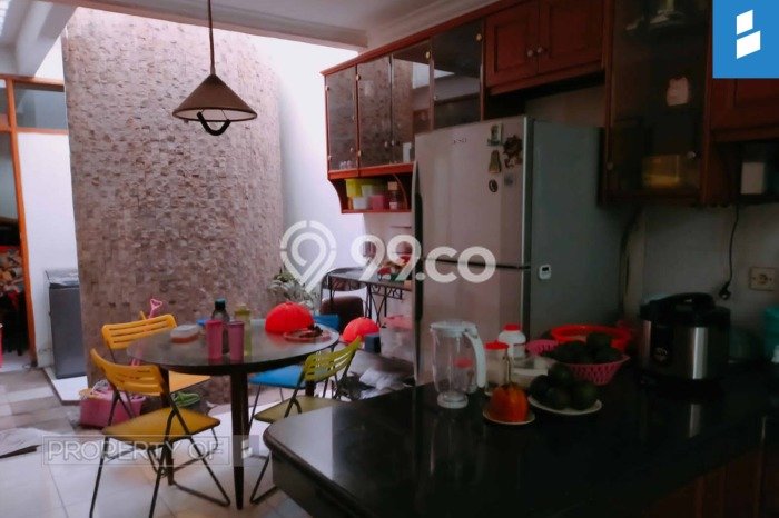 Kesempatan Investasi Rumah LB 150m2m² di Area Premium, Bandung Kesempatan Investasi Rumah LB 150m2m² di Area Premium, Bandung