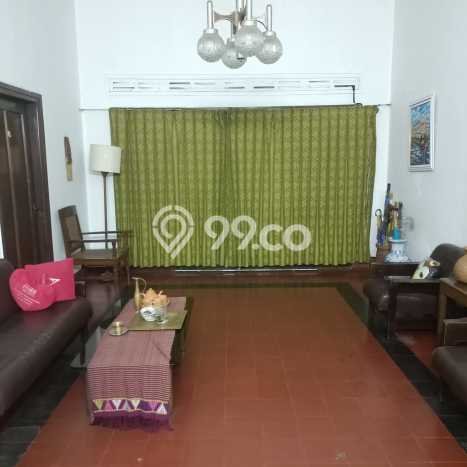 Hunian Elit LB 400m2 Siap Pakai Desain Elegan di Pajajaran, Bandung Hunian Elit LB 400m2 Siap Pakai Desain Elegan di Pajajaran, Bandung