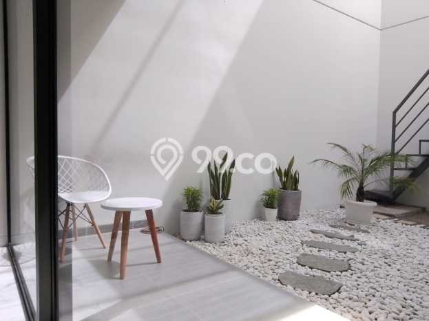 Rumah Luxury Modern Siap Huni di Mekar Wangi Bandung Rumah Luxury Modern Siap Huni di Mekar Wangi Bandung