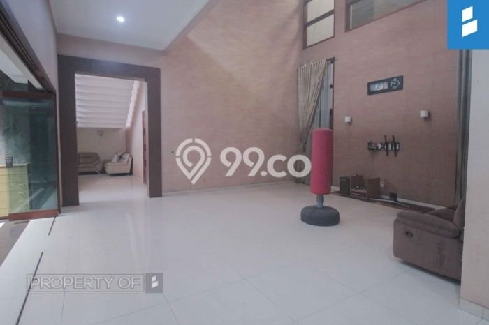 Rumah lokasi Batununggal, Bandung, LT 473m2m² Bangunan 550m2m² Rumah lokasi Batununggal, Bandung, LT 473m2m² Bangunan 550m2m²