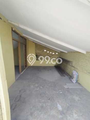 For Sale Rumah 4 Kamar Lokasi Ideal Bagus dan Strategis di Margaasih For Sale Rumah 4 Kamar Lokasi Ideal Bagus dan Strategis di Margaasih