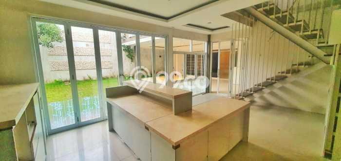 Rumah 6 KT 5 KM View Laut di Kota Baru Parahyangan, Bandung Rumah 6 KT 5 KM View Laut di Kota Baru Parahyangan, Bandung