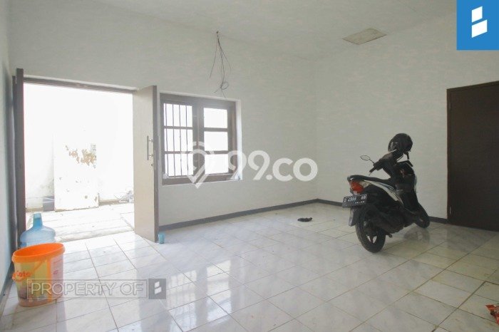 Unit Gudang Dijual di Bandung LT 693m2 & LB 500m2 Unit Gudang Dijual di Bandung LT 693m2 & LB 500m2