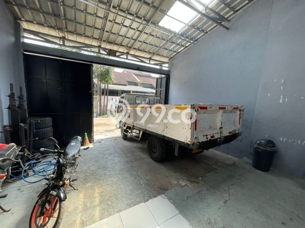 Paling Diincar! Gudang Dijual di Holis Cigondewah Harga Kompetitif Paling Diincar! Gudang Dijual di Holis Cigondewah Harga Kompetitif