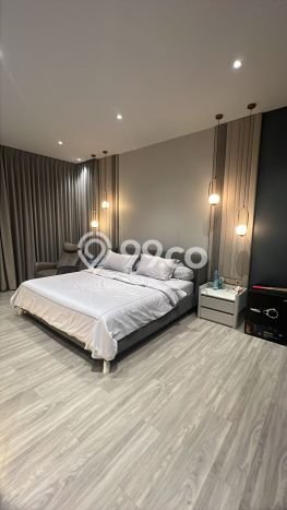 Rumah Mewah Akses Mudah di Tangerang Semi Furnished Rumah Mewah Akses Mudah di Tangerang Semi Furnished