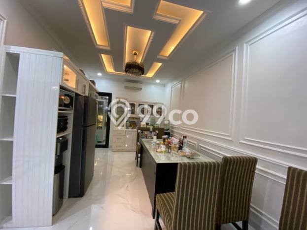Rumah Elit Modern Tanpa Renovasi di BSD Tangerang Rumah Elit Modern Tanpa Renovasi di BSD Tangerang