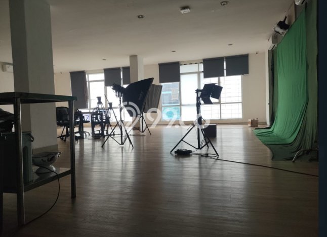 Unit Kantor Dijual di Tanah Abang Jakarta Pusat 975m2 Unit Kantor Dijual di Tanah Abang Jakarta Pusat 975m2