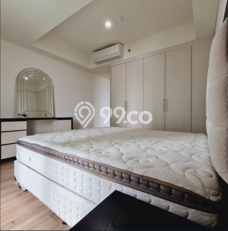 Dijual Apartemen Luxury di Puri Indah 4 Kamar & 3 Kamar Mandi Dijual Apartemen Luxury di Puri Indah 4 Kamar & 3 Kamar Mandi