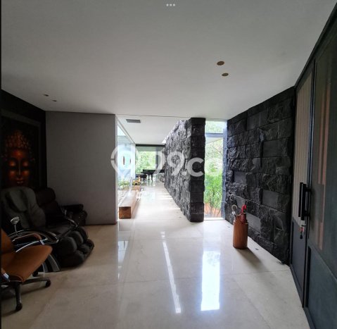 For Sale! Premium House LT 1113m2 Desain Modern di Pantai Indah Kapuk For Sale! Premium House LT 1113m2 Desain Modern di Pantai Indah Kapuk