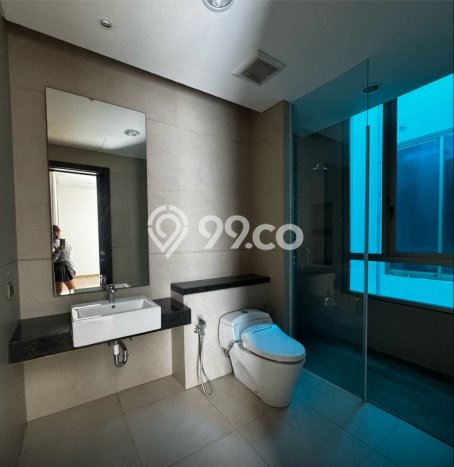 Hunian Bagus Disewakan di Pantai Indah Kapuk, Jakarta Utara LT 350m2, LB 900m2 Hunian Bagus Disewakan di Pantai Indah Kapuk, Jakarta Utara LT 350m2, LB 900m2