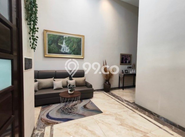 Rumah Elit Modern Tanpa Renovasi di Permata Buana Jakarta Barat Rumah Elit Modern Tanpa Renovasi di Permata Buana Jakarta Barat