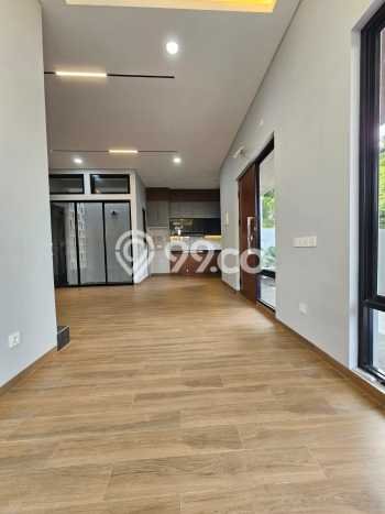 Siap Huni Rumah Mewah 4 Kamar di BSD Dekat ke Mana Pun Siap Huni Rumah Mewah 4 Kamar di BSD Dekat ke Mana Pun