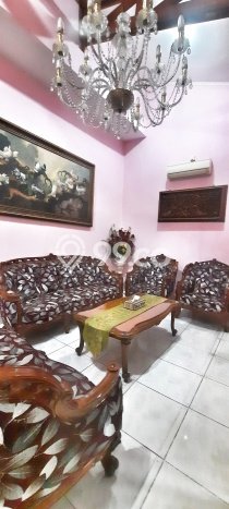 Rumah Mewah LB 350m2 Siap Huni Desain Elegan di Meruya, Jakarta Barat Rumah Mewah LB 350m2 Siap Huni Desain Elegan di Meruya, Jakarta Barat
