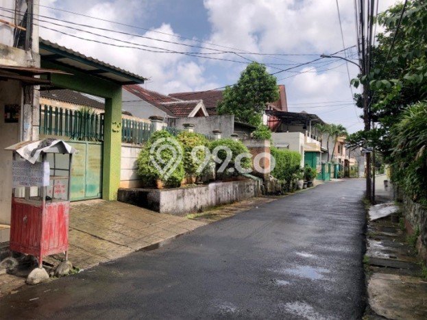 Dijual Rumah Premium dengan Fasilitas Sekitar Komplit di Kebon Jeruk, Jakarta Barat Dijual Rumah Premium dengan Fasilitas Sekitar Komplit di Kebon Jeruk, Jakarta Barat