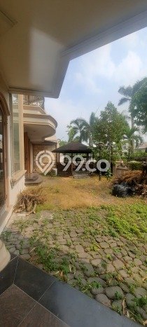 Rumah Luxury Modern Tanpa Renovasi di Puri Indah Jakarta Barat Rumah Luxury Modern Tanpa Renovasi di Puri Indah Jakarta Barat