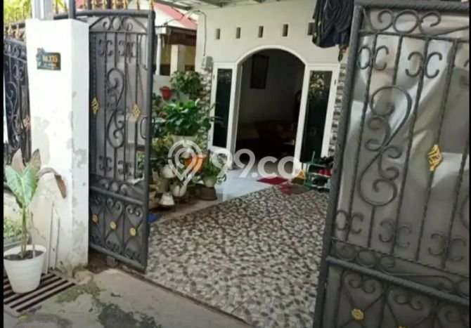 Turun Harga Jual Cepat Rumah Luas Bebas Banjir di Pulogebang Turun Harga Jual Cepat Rumah Luas Bebas Banjir di Pulogebang