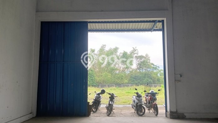 FOR RENT! Gudang di Bondowoso Kota Cocok untuk Bisnis 400m2 FOR RENT! Gudang di Bondowoso Kota Cocok untuk Bisnis 400m2